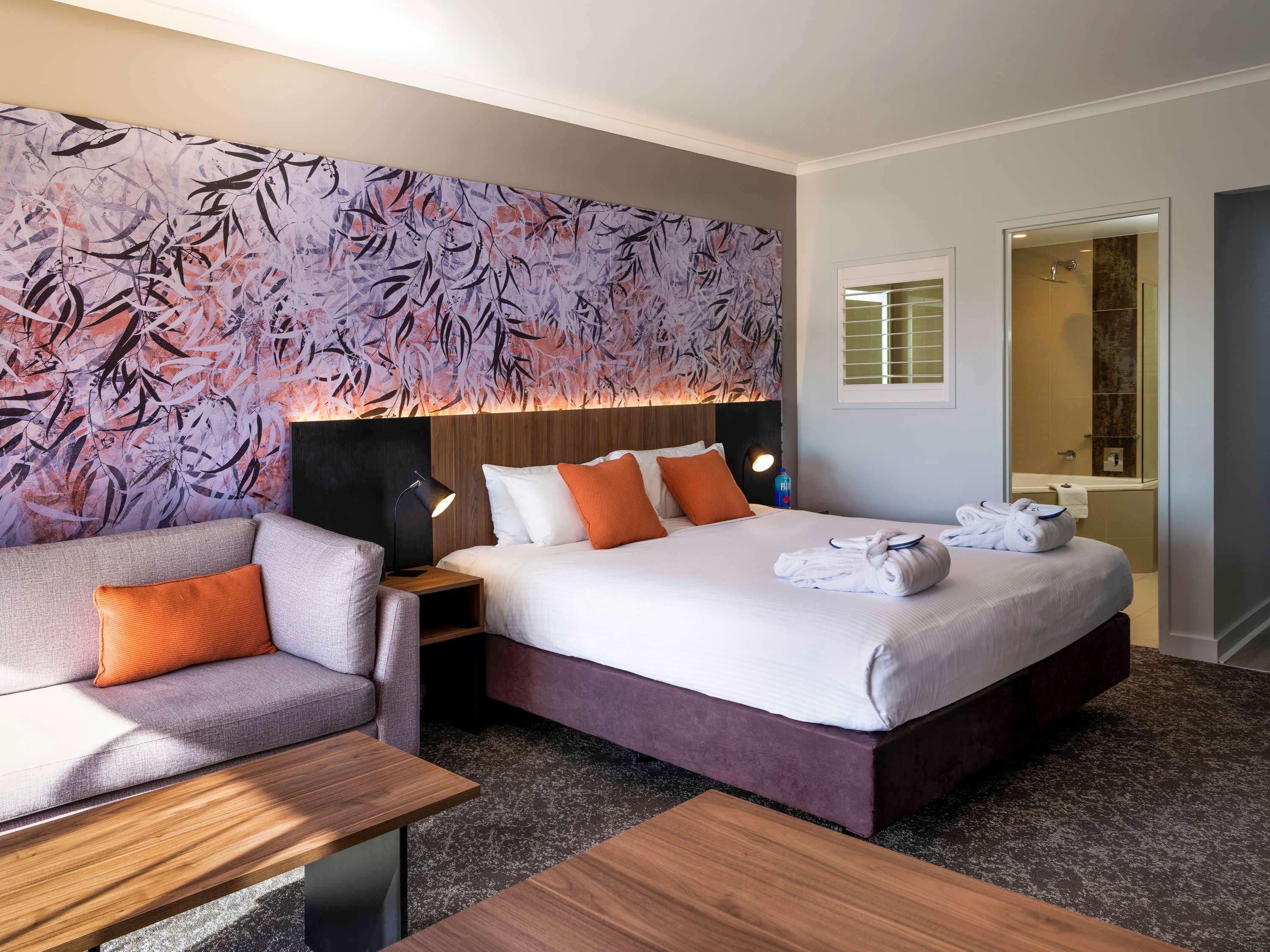 Novotel Barossa Valley Resort Роуленд-Флэт Экстерьер фото