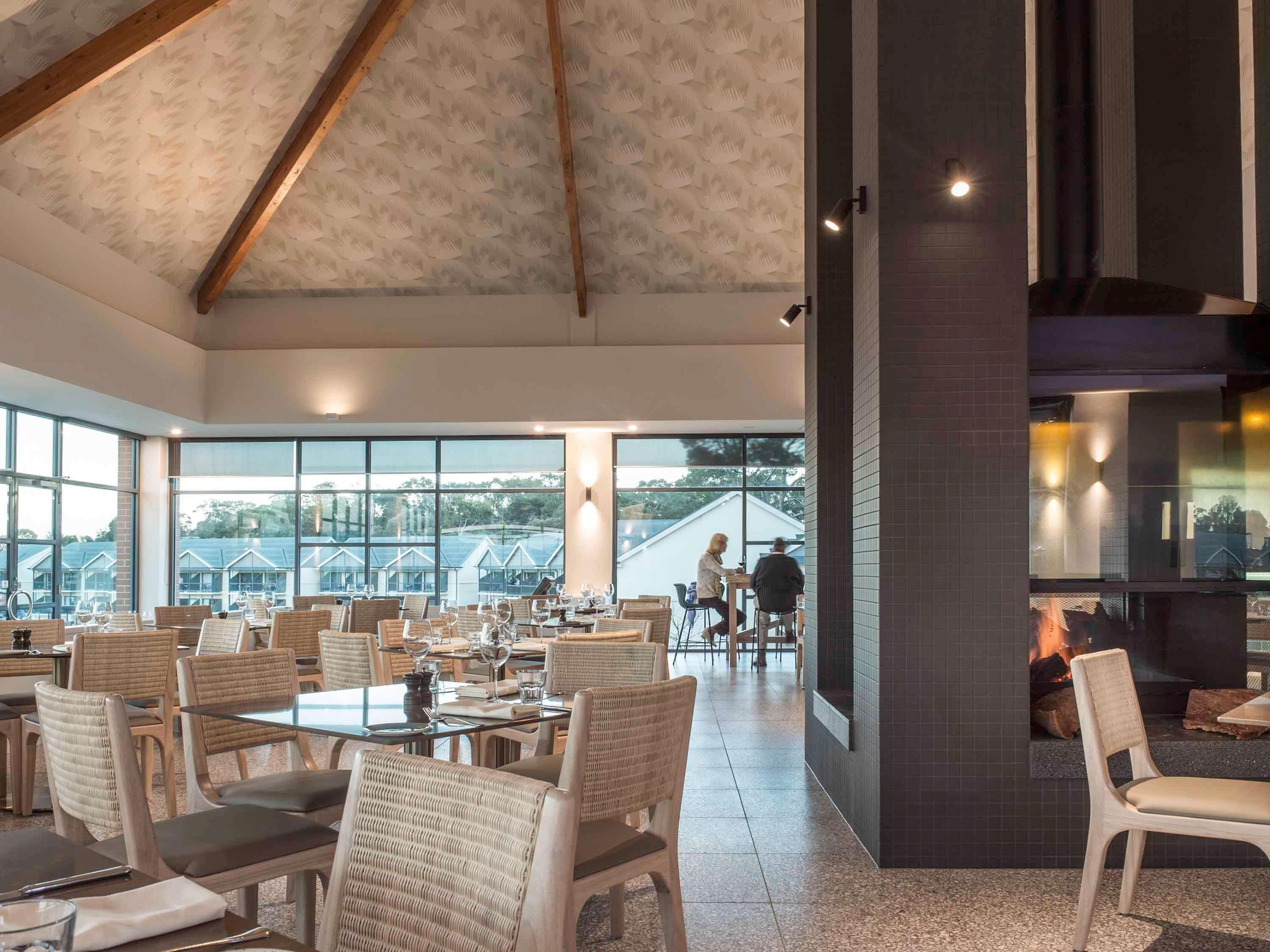 Novotel Barossa Valley Resort Роуленд-Флэт Экстерьер фото