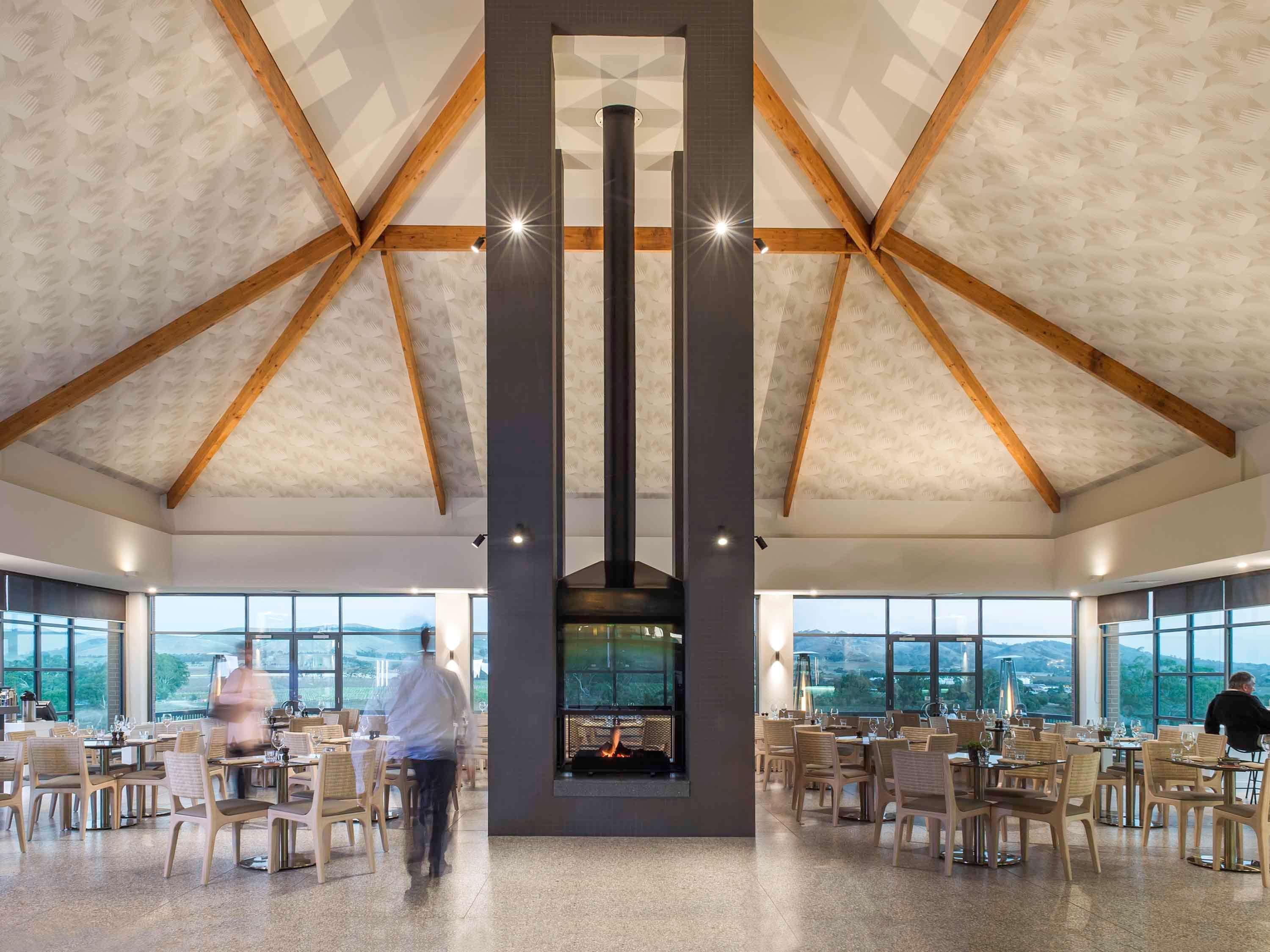 Novotel Barossa Valley Resort Роуленд-Флэт Экстерьер фото