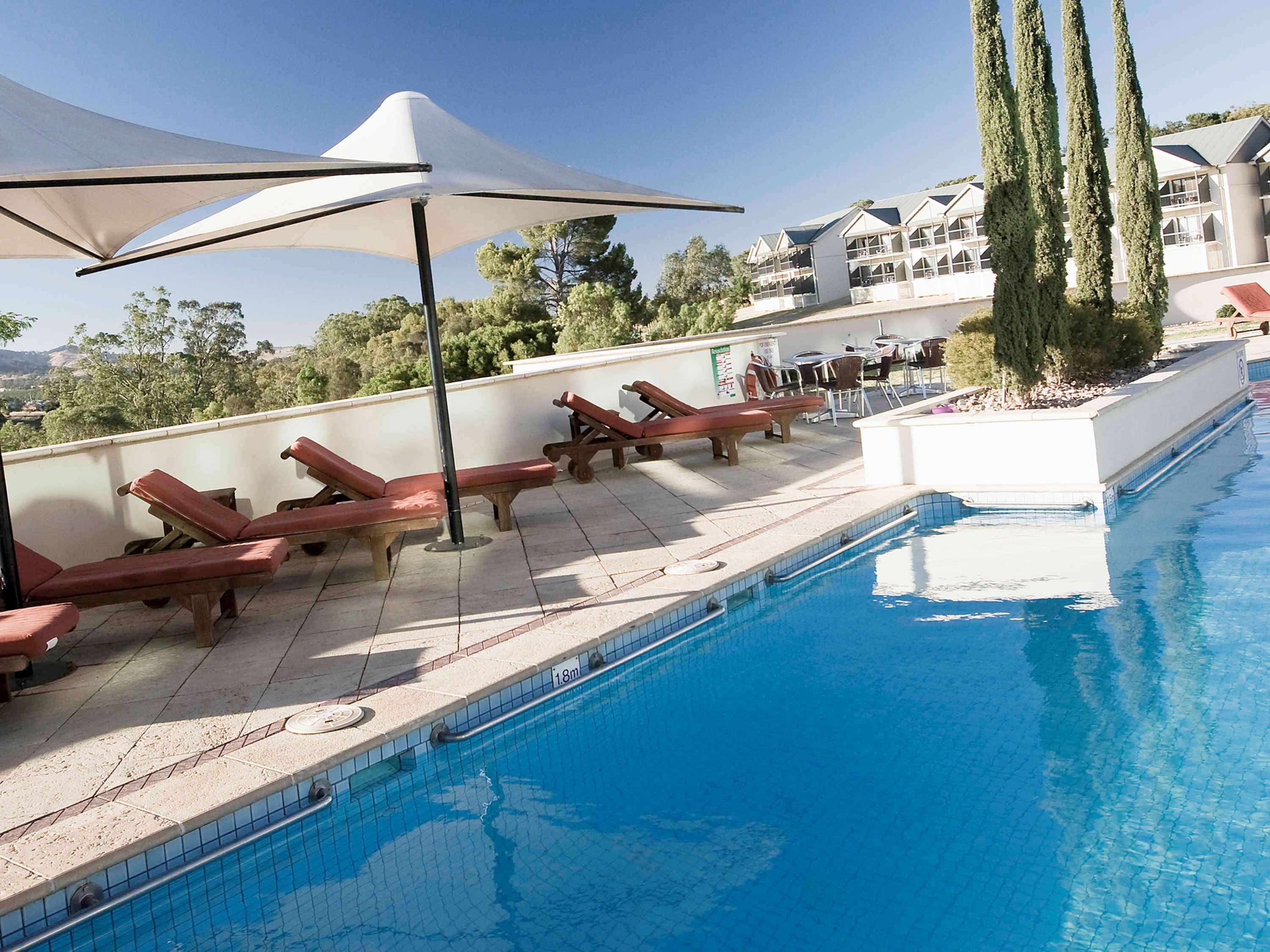 Novotel Barossa Valley Resort Роуленд-Флэт Экстерьер фото